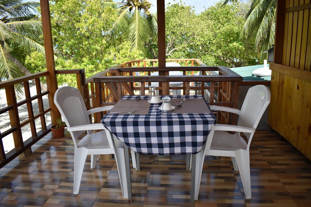 Gurus Maldives At Gulhi Island Hotel Exterior foto