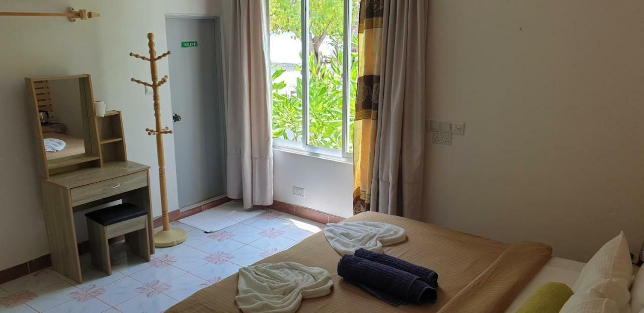 Gurus Maldives At Gulhi Island Hotel Exterior foto