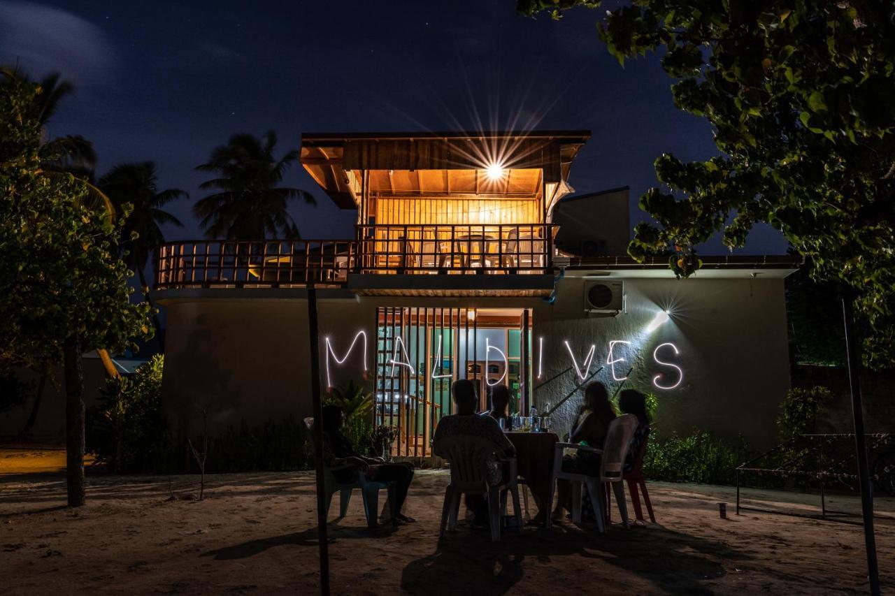 Gurus Maldives At Gulhi Island Hotel Exterior foto